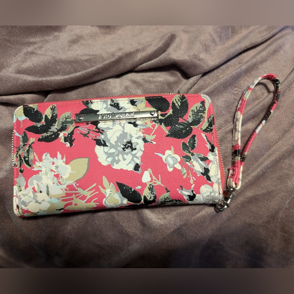 NWOT Betsey Johnson Hot pink floral wristlet